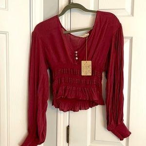 ILLA ILLA top!! ballon sleeves. adorable